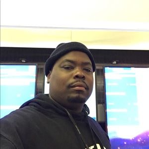 Meet your Posher, Kevin